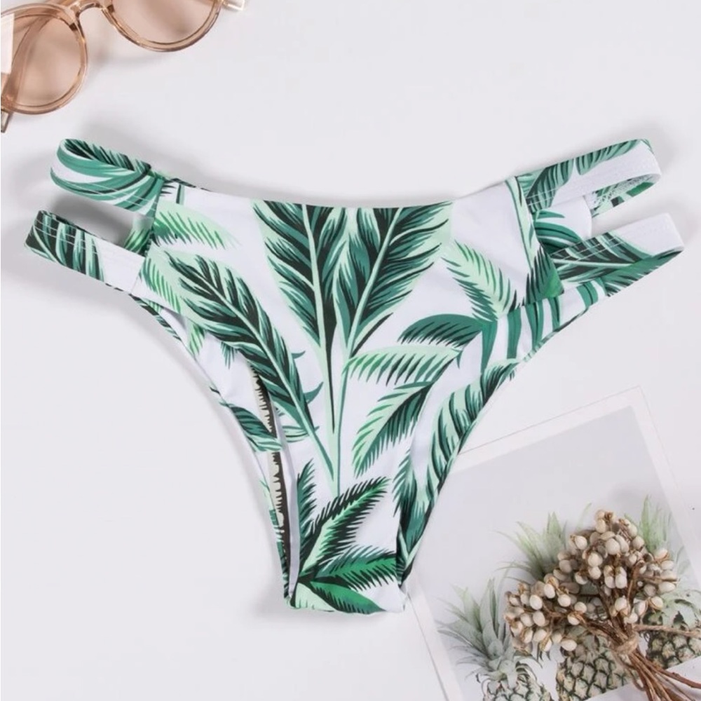 NWT Shein bikini bottoms tropical